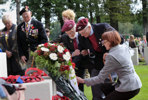 Airborne herdenking op de Airborne War Cemetry