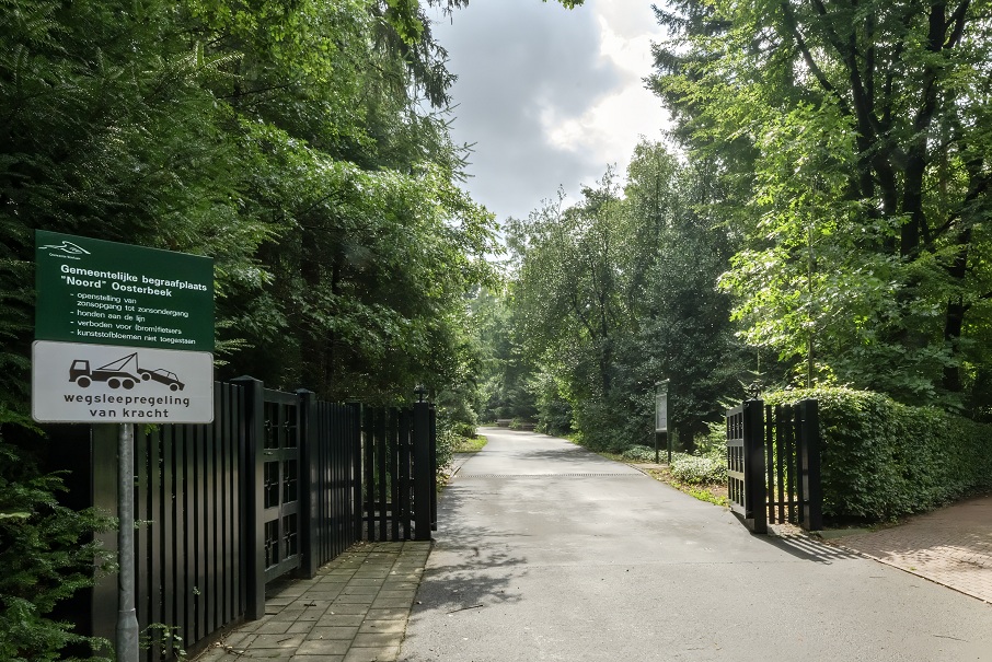 Ingang begraafplaats Oosterbeek Noord